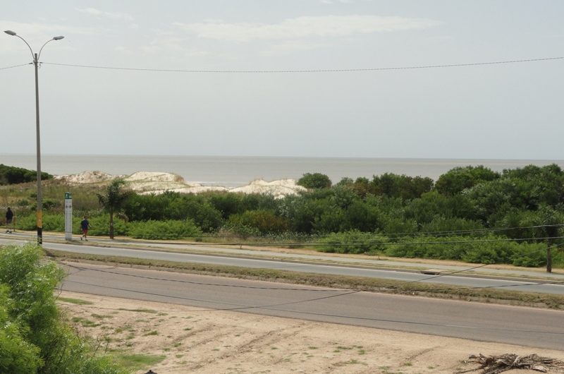 ESPECTACULAR RESIDENCIA DE CARA AL MAR