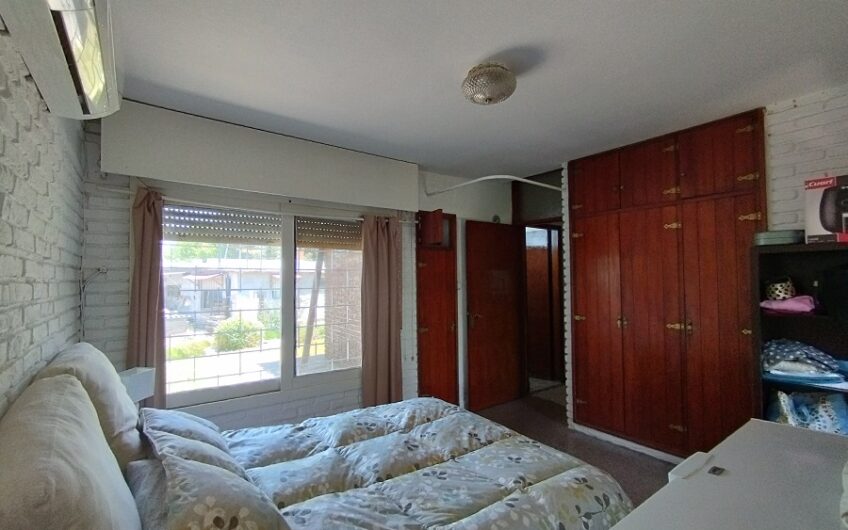 HERMOSO CHALET MAS 2 APTOS,  EN 1500 M2 DE TERRENO