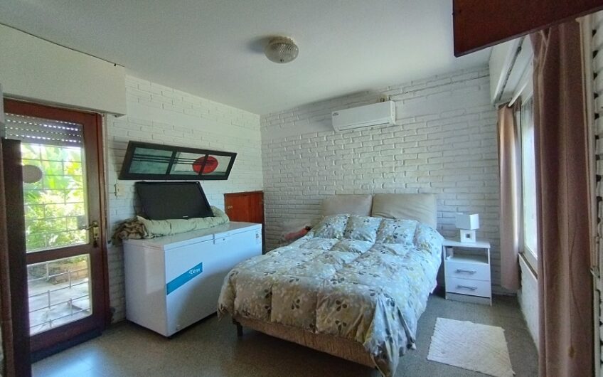 HERMOSO CHALET MAS 2 APTOS,  EN 1500 M2 DE TERRENO