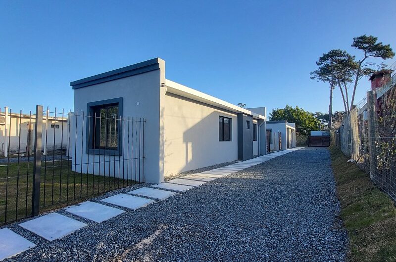 ESTRENE , BUENA EDIFICACION  Y MUY SEGURA