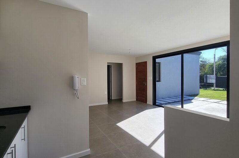 ESTRENE HERMOSA CASA EN UNA PLANTA