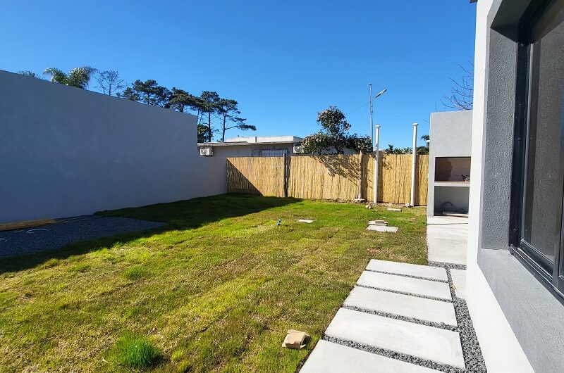ESTRENE , BUENA EDIFICACION  Y MUY SEGURA