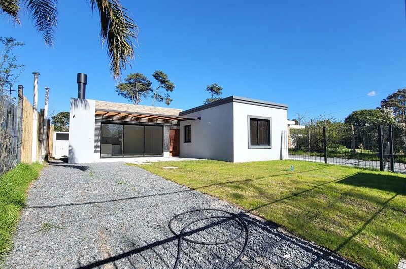 ESTRENE HERMOSA CASA EN UNA PLANTA