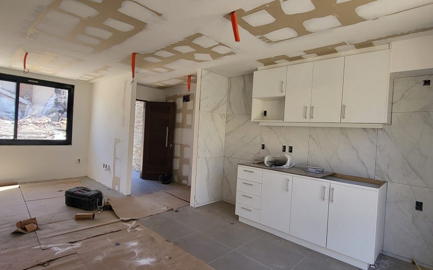 ESTRENE EN BARRIO CERRADO , PROXIMO A AV. GIANNATTASIO