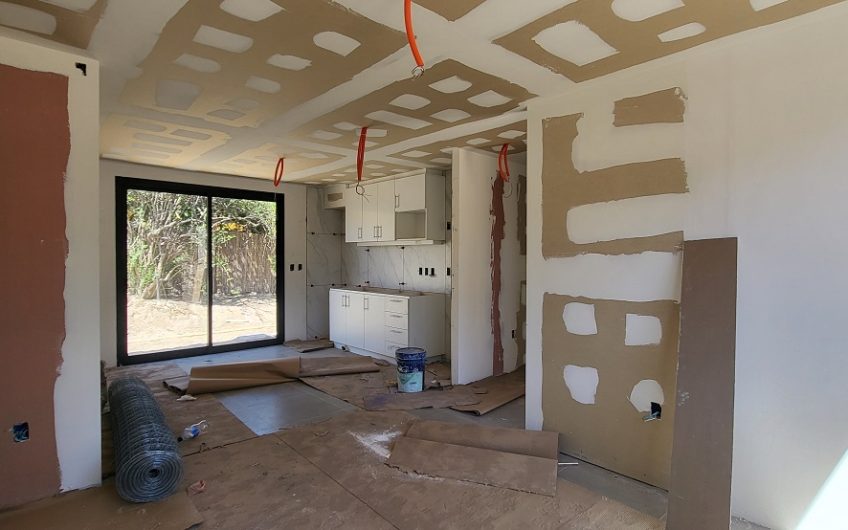 ESTRENE EN BARRIO CERRADO , PROXIMO A AV. GIANNATTASIO