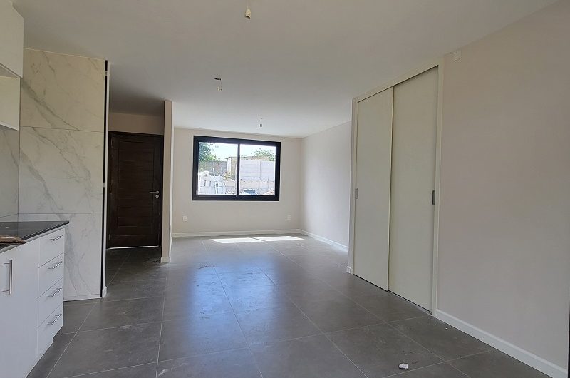 ESTRENE EN BARRIO CERRADO , PROXIMO A AV. GIANNATTASIO