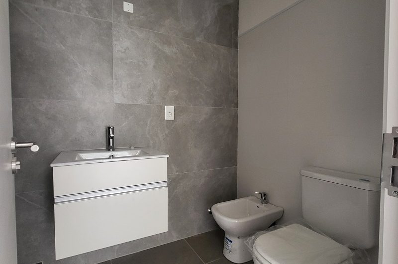 ESTRENE EN BARRIO CERRADO , PROXIMO A AV. GIANNATTASIO