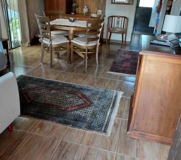 CHALET EN IMPECABLE ESTADO , PARA ENTRAR A VIVIR