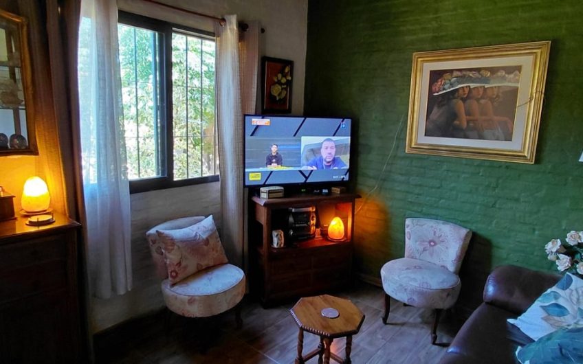 CHALET EN IMPECABLE ESTADO , PARA ENTRAR A VIVIR